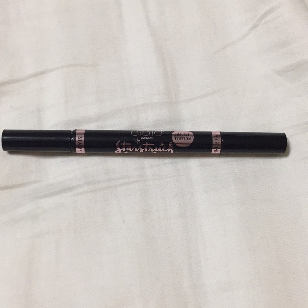 Star struck eyeliner